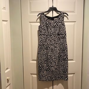 Kasper Giraffe Print Tailored Dress